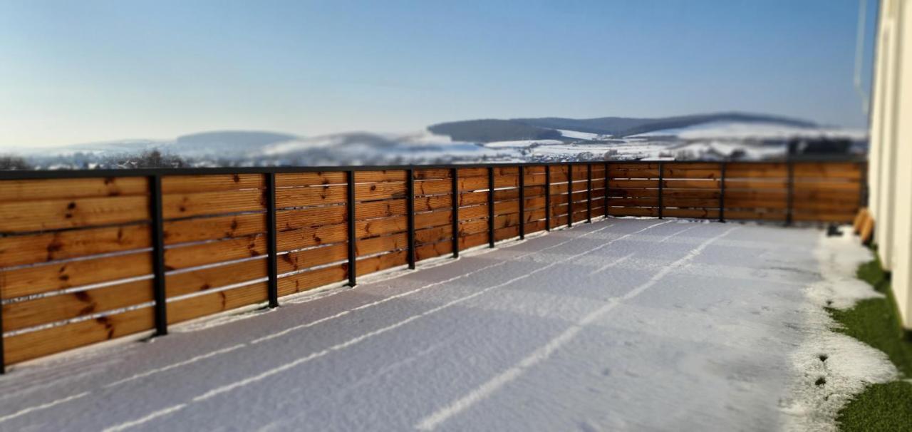 Hoobee Home & Rooftop Terrace Târgu-Mureş Exteriör bild