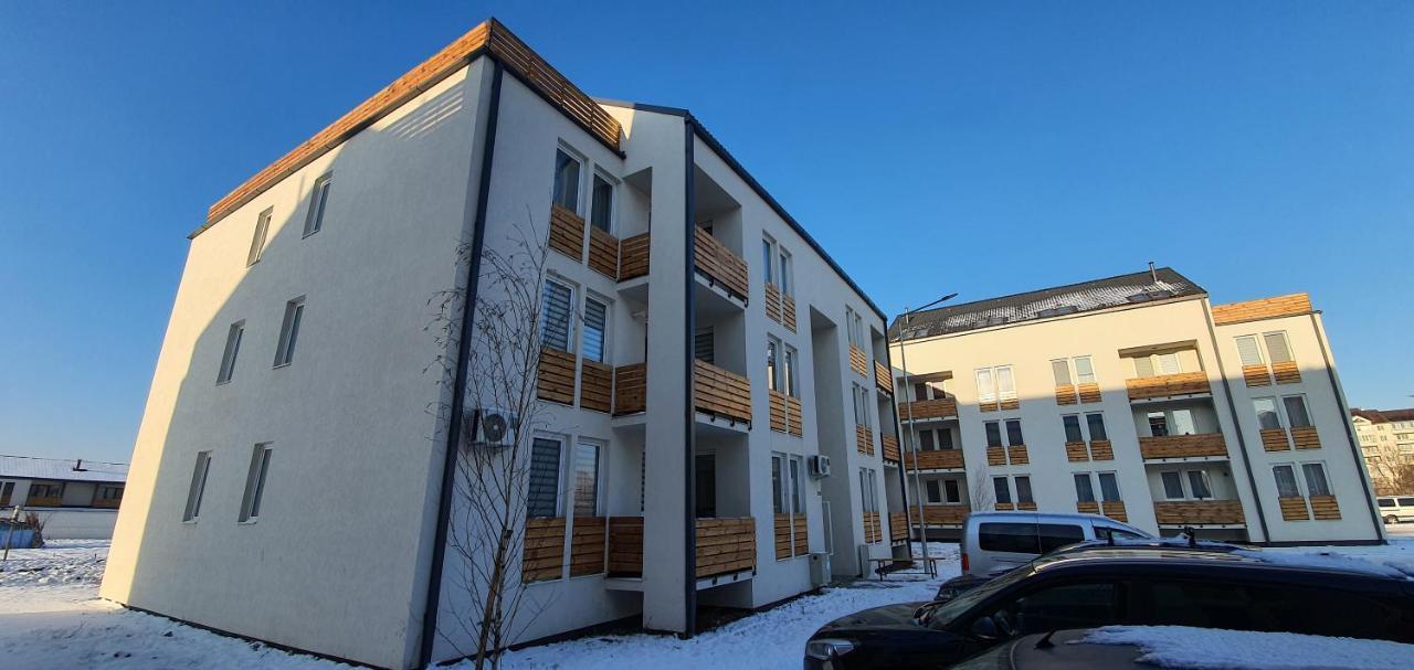 Hoobee Home & Rooftop Terrace Târgu-Mureş Exteriör bild