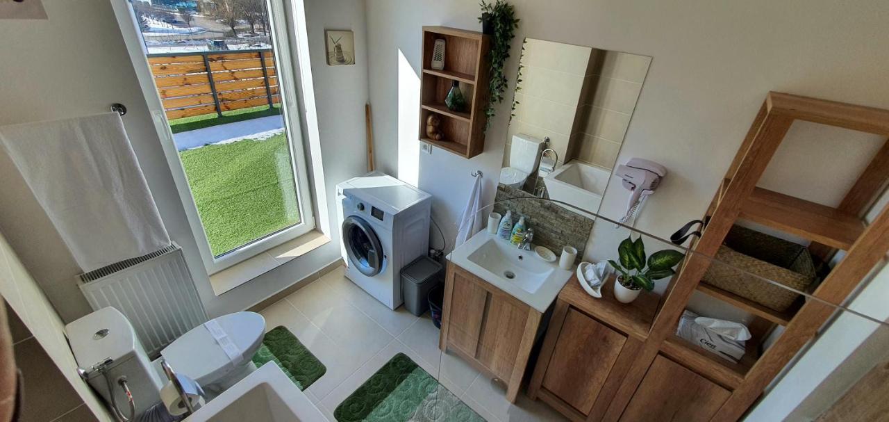 Hoobee Home & Rooftop Terrace Târgu-Mureş Exteriör bild
